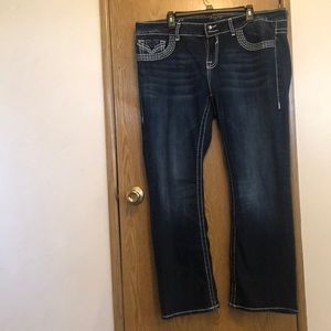 Vigoss the Chelsea slim boot jean